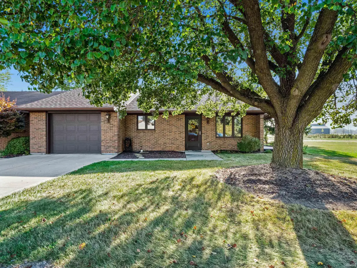 14422 Sunrise Court, Leo, IN 46765 - Image #1