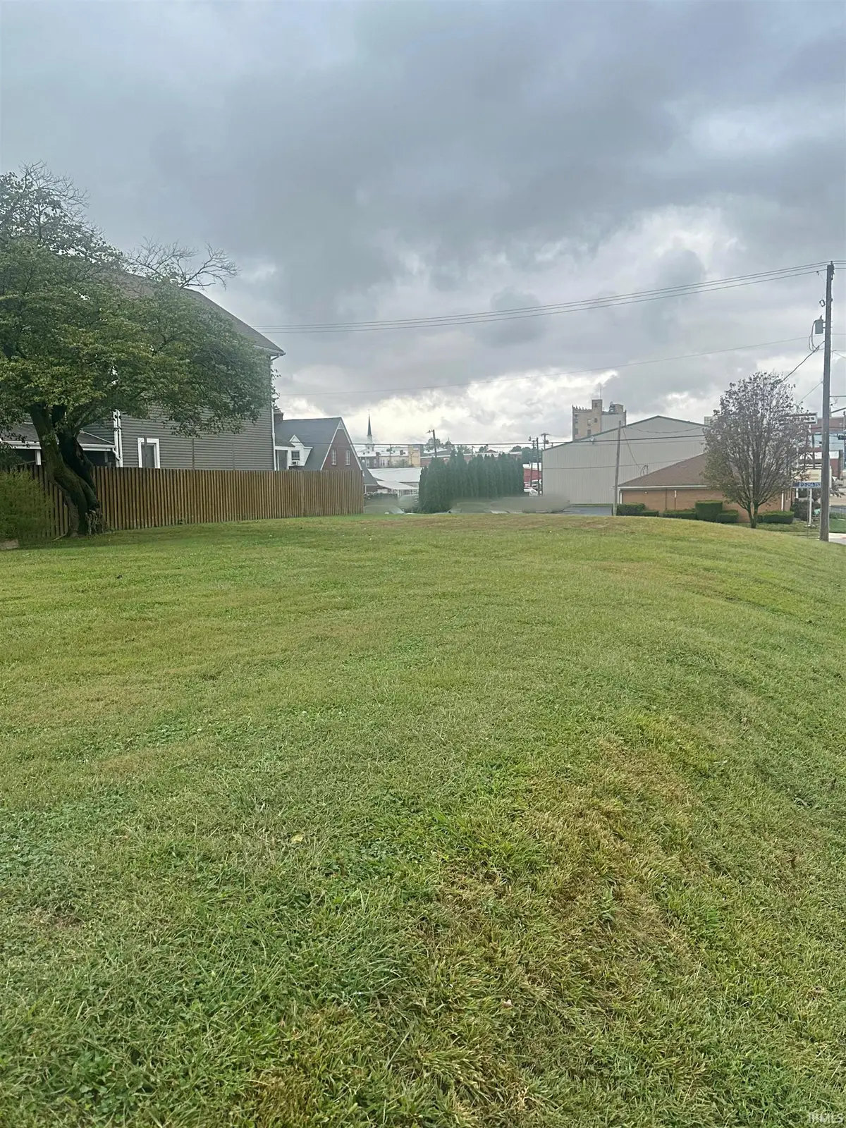 209 E Oak Street, Washington, IN 47501 - Image #1