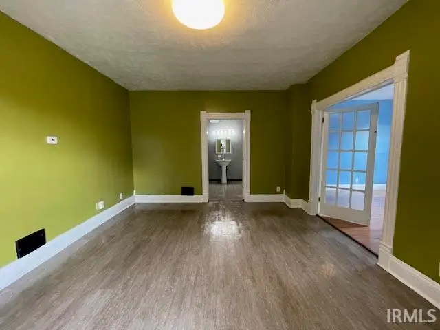 317 Studebaker Street, South Bend, IN 46628 - Image #3