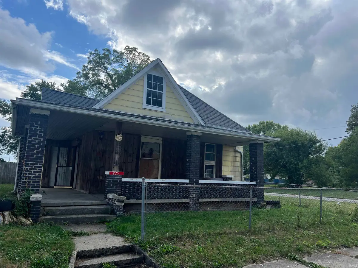 925 W Powers Street, Muncie, IN 47303 - Image #1