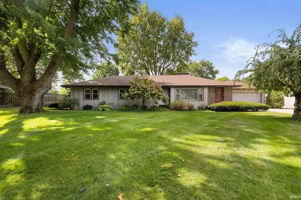 55903 Oak Manor Place, Elkhart, IN 46514