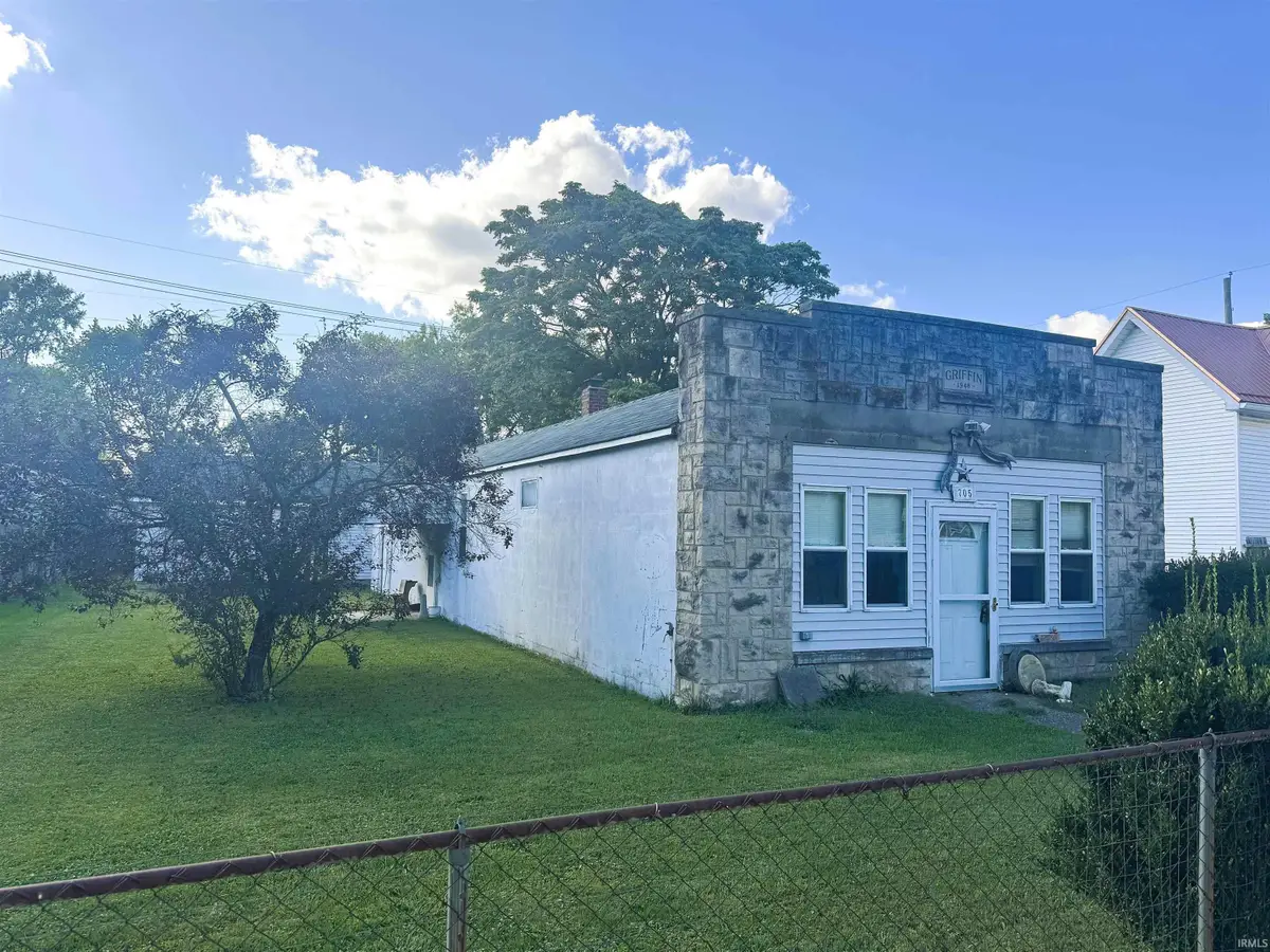 705 S Grace Avenue, Crawfordsville, IN 47933 - Image #1