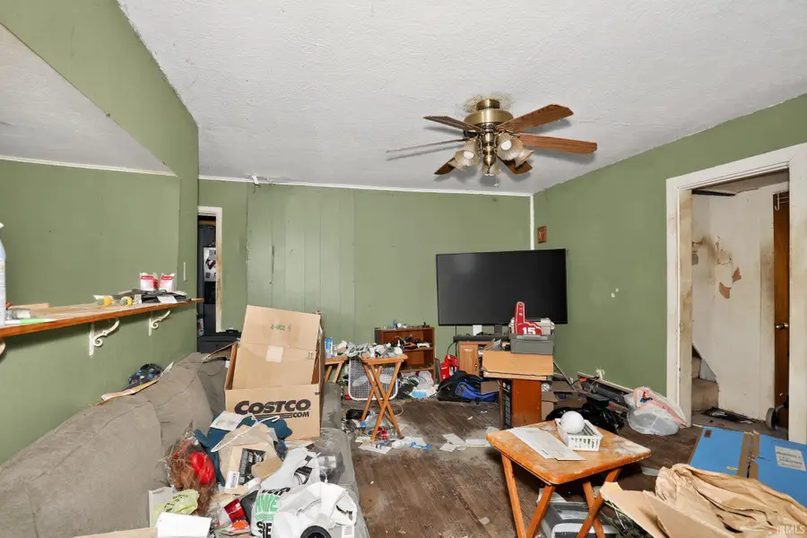 107 E Berkley Avenue, Muncie, IN 47303 - Image #2