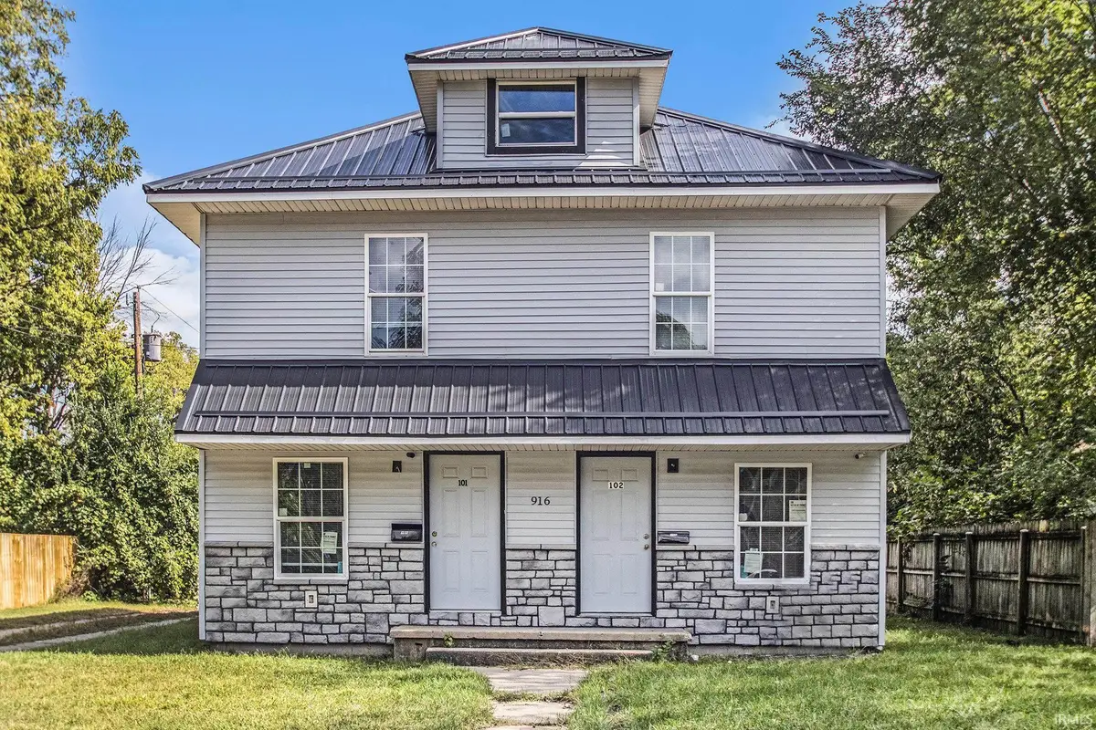 916 Madison Street, Elkhart, IN 46516 - #1