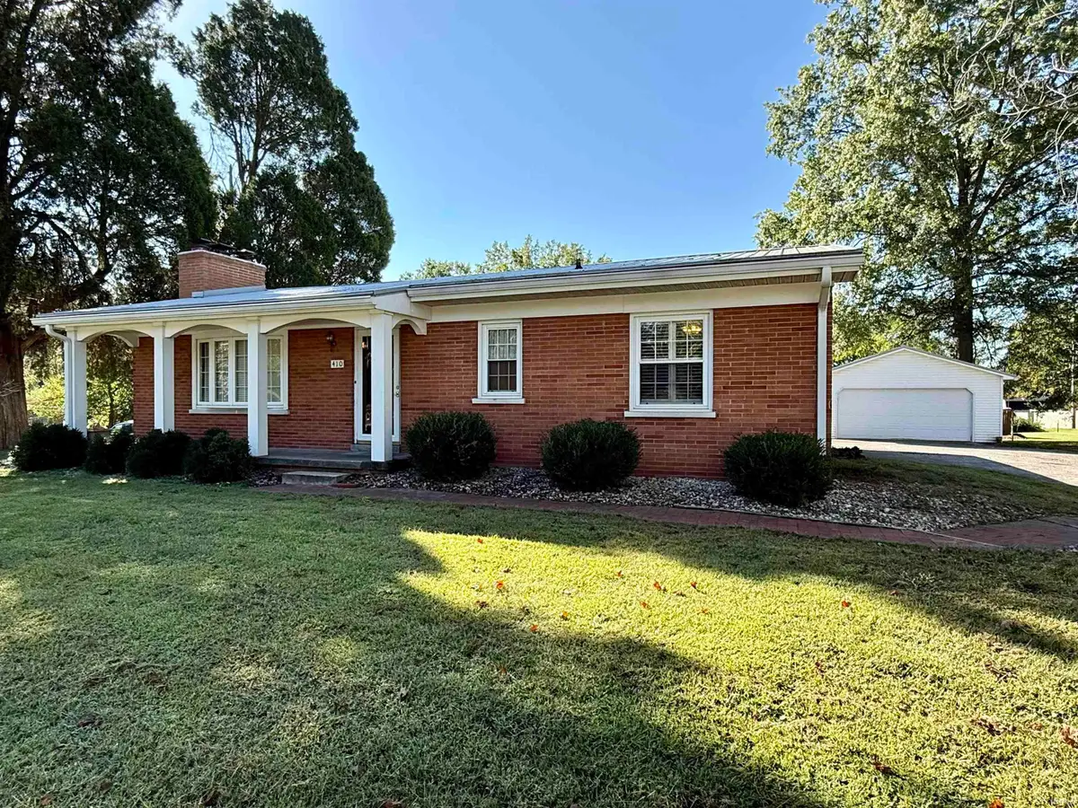 410 W North Street, Boonville, IN 47601 - Image #1