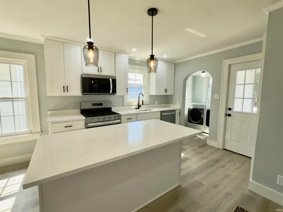 317 SE 7th Street, Washington, IN 47501 - Image #2