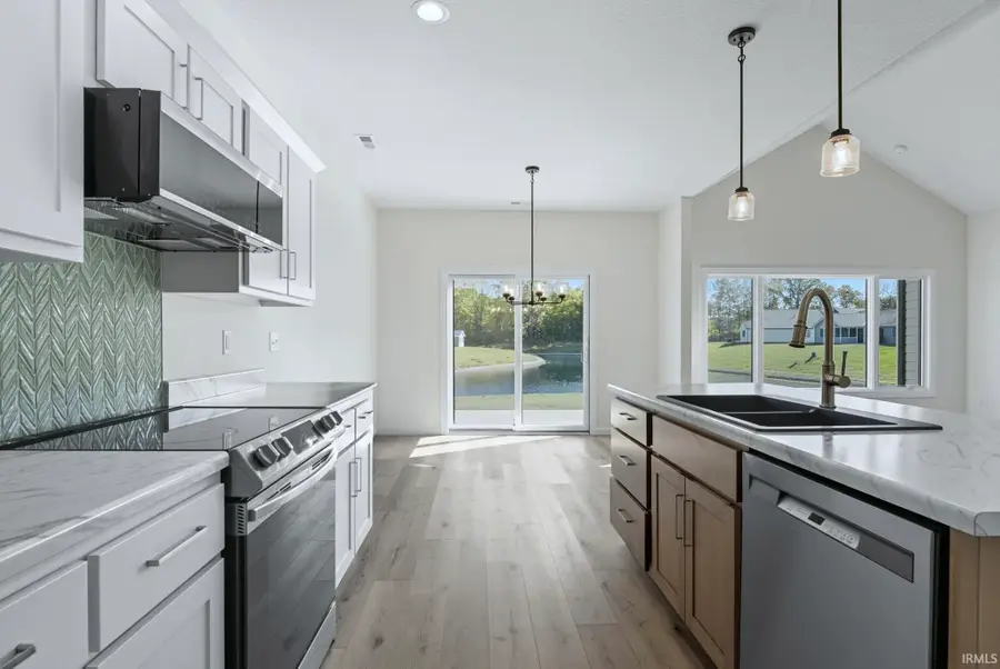 15366 Brimwillow Drive, Huntertown, IN 46748 - Image #2