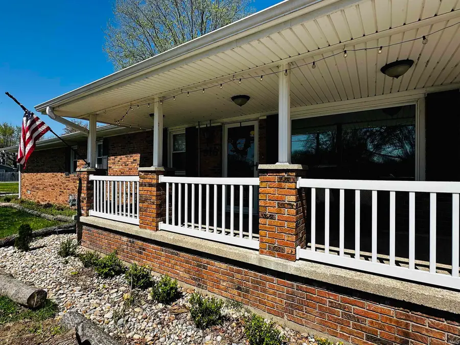 916 Maxwell Avenue, Washington, IN 47501 - #2