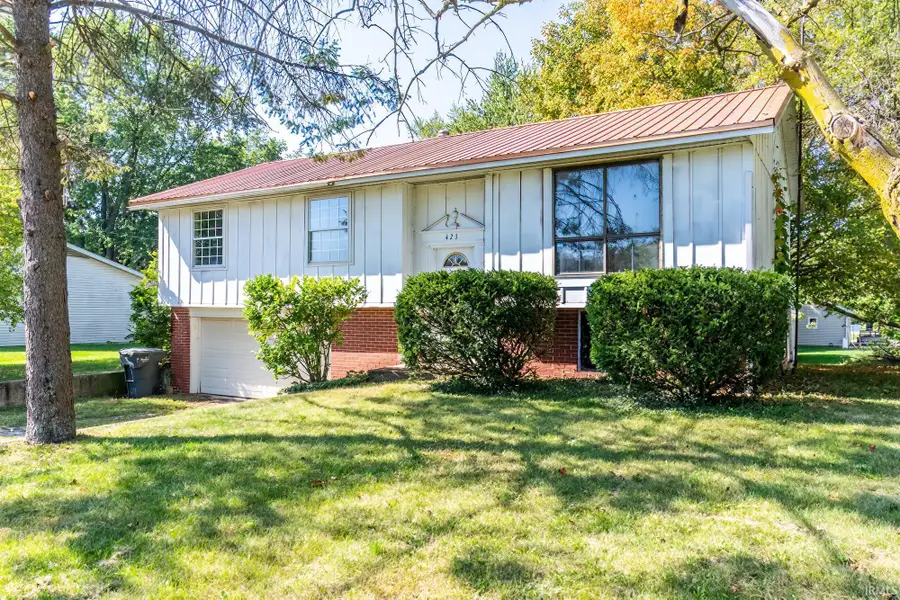 423 Jay Street, Topeka, IN 46571 - Image #3