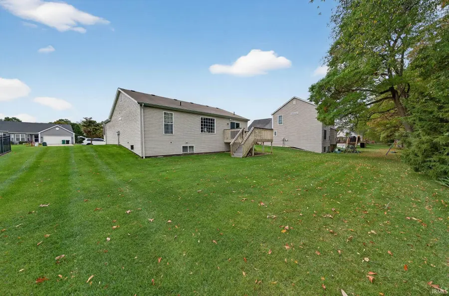 54823 Cheyenne Meadows Drive, Osceola, IN 46561 - Image #2