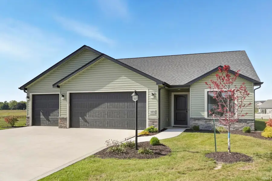 1472 Marsh Deer Run, Huntertown, IN 46748 - Image #2