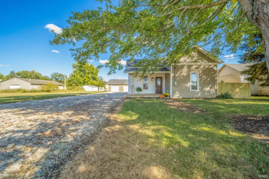 412 Academy Avenue, Spiceland, IN 47385 - Image #2