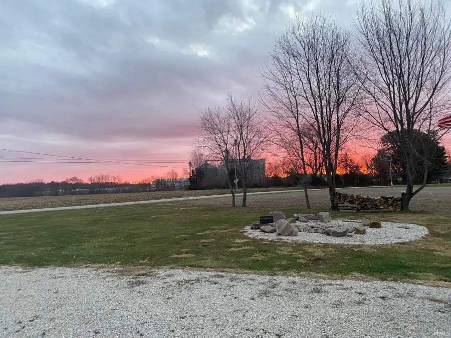 3871 S Monroe City Road, Monroe City, IN 47557 - Image #3
