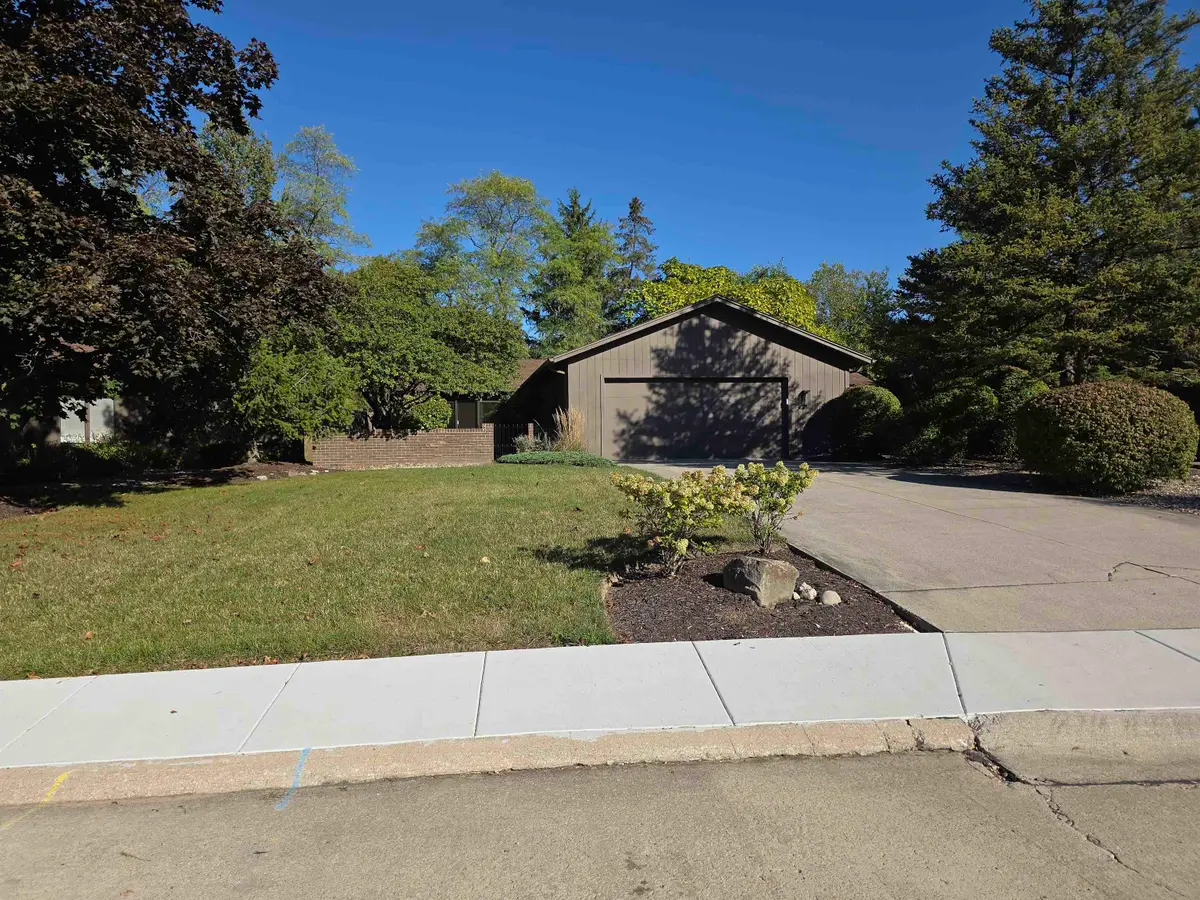 9523 Ledgewood Court, Fort Wayne, IN 46804 - Image #1