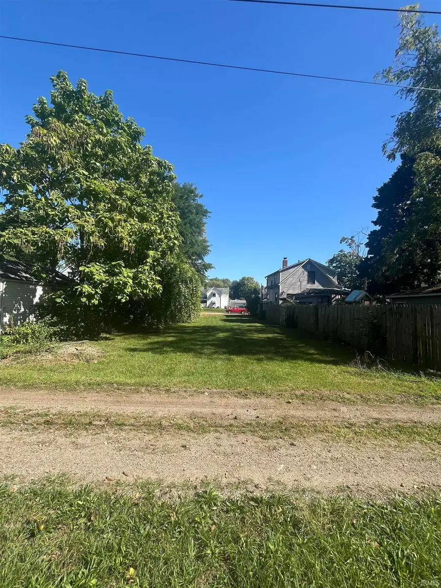 1105 S 35th Street, South Bend, IN 46615 - Image #2