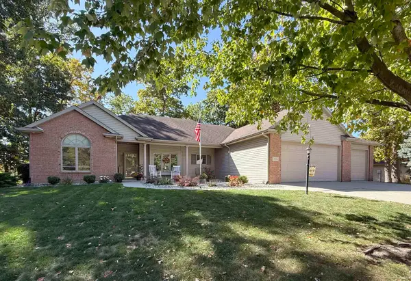 374 S Cross Creek Way, Columbia City, IN 46725