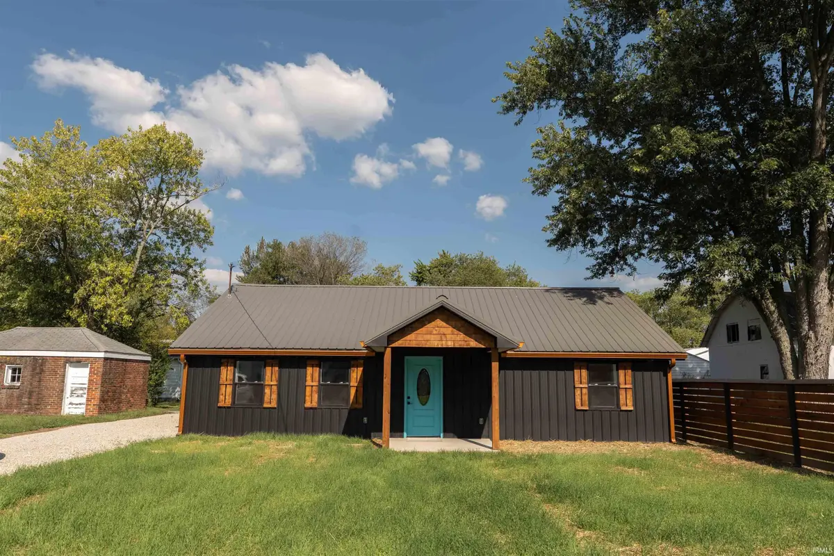 520 E Main Street, Pekin, IN 47165 - Image #1