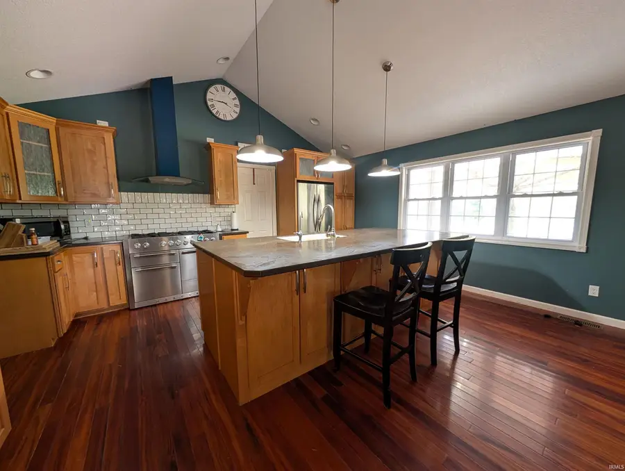 9837 S State Rd 61, Monroe City, IN 47557 - Image #2