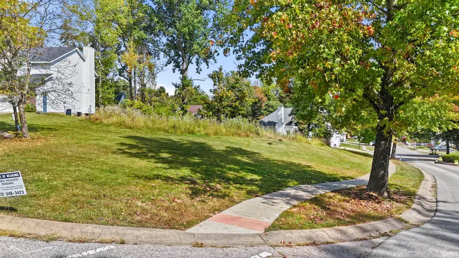 1017 E Erin Court, Bloomington, IN 47401 - Image #2