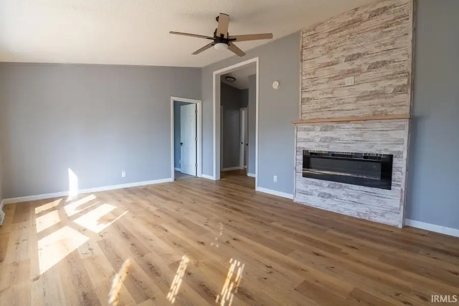 221 N Chase Street, Sullivan, IN 47882 - Image #2