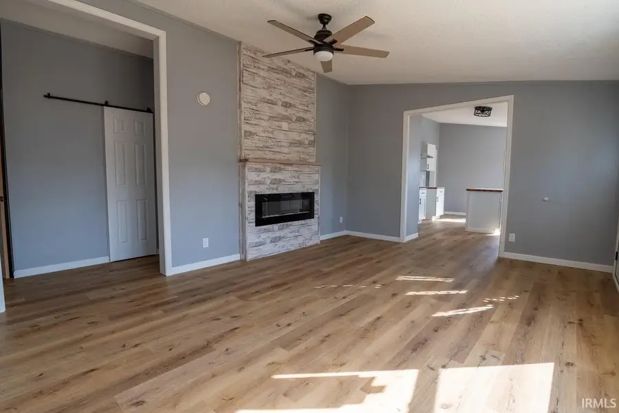 221 N Chase Street, Sullivan, IN 47882 - Image #3