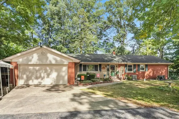 74 Westlake Drive, Garrett, IN 46738