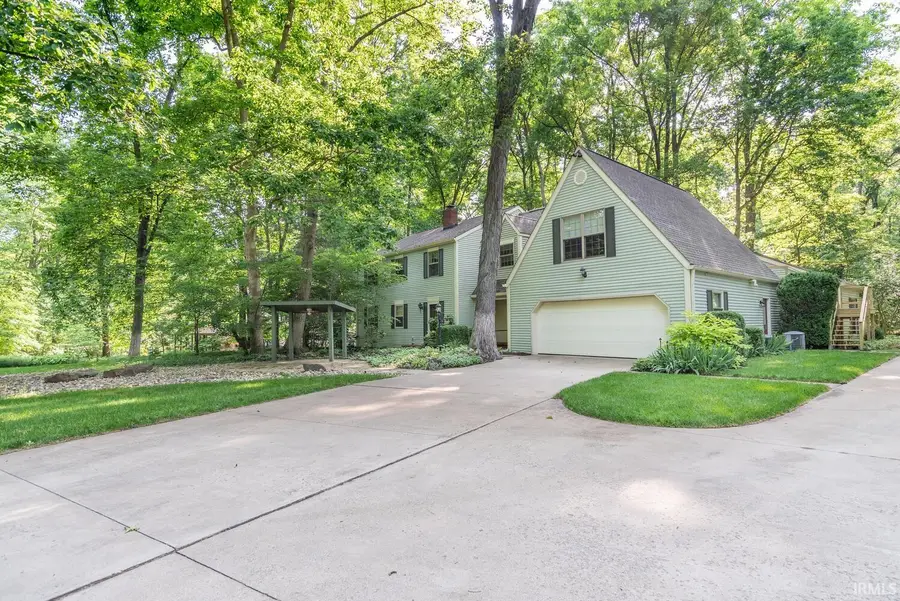 4427 W Tanglewood Road, Bloomington, IN 47404 - Image #2