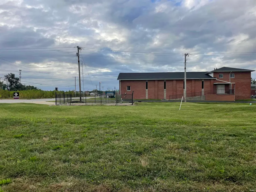 8511 Pebble Creek Drive, Newburgh, IN 47630 - Image #2