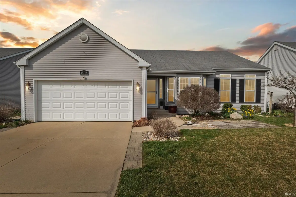 1502 Tall Grass Prairie Drive, Mishawaka, IN 46544 - Image #1