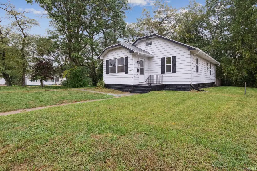 2005 Prairie Avenue, South Bend, IN 46613 - Image #3