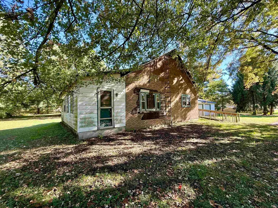 310 N Eighth Street, Pierceton, IN 46562 - Image #3