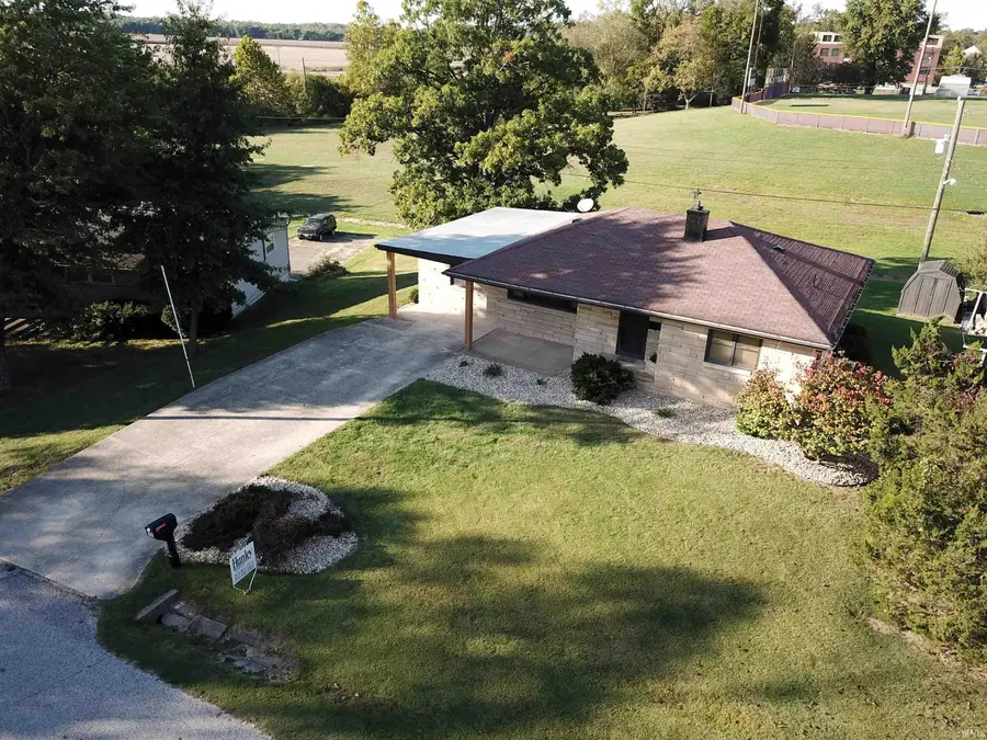 738 Sunset Drive, Bloomfield, IN 47424 - Image #3