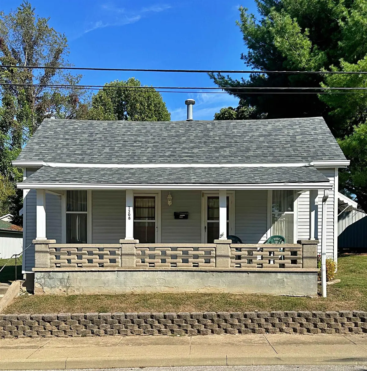 1308 E Van Trees Street, Washington, IN 47501 - Image #1