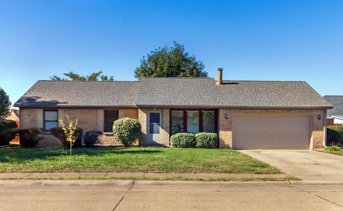 6077 River Bluff Drive, Newburgh, IN 47630 - Image #1