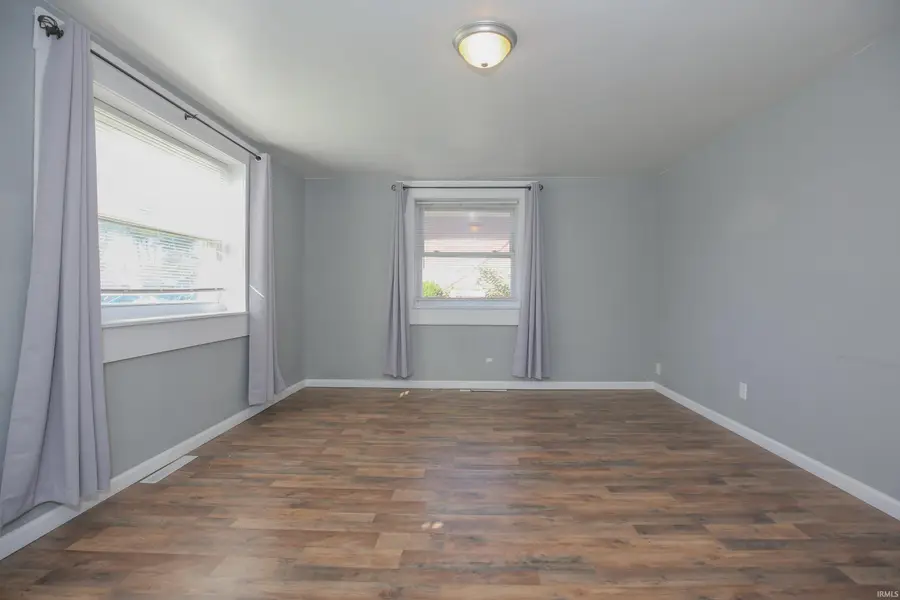 311 W Grant Street, Mount Vernon, IN 47620 - Image #2