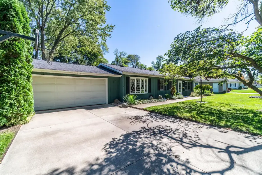 518 N Meadow Lane, Kendallville, IN 46755 - Image #2
