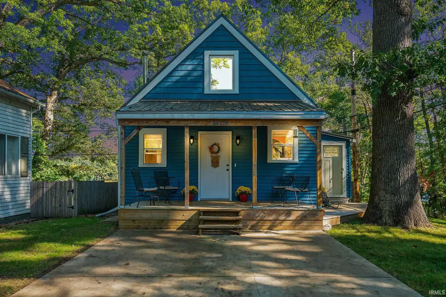 54520 Norwood Drive, South Bend, IN 46628 - Image #2