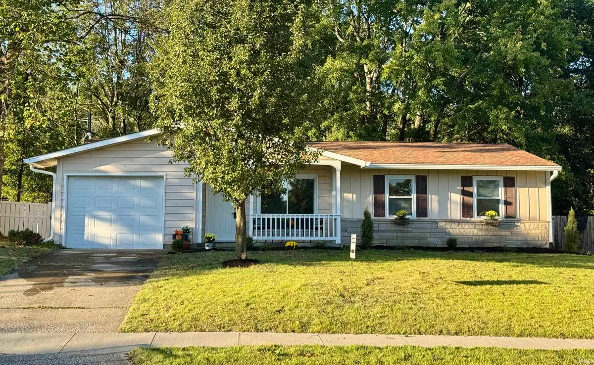 3842 W Fairington Drive, Bloomington, IN 47403 - Image #1