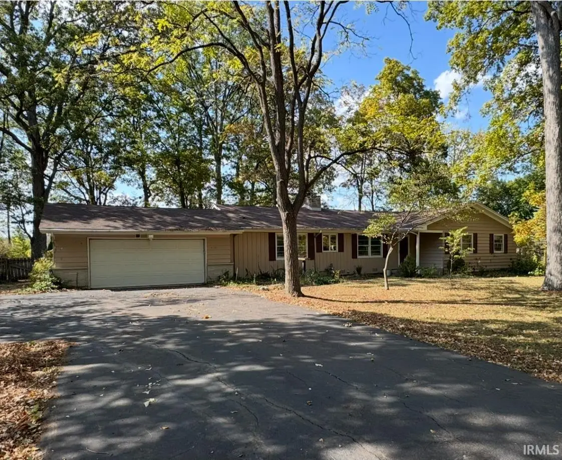 8319 Westridge Road, Fort Wayne, IN 46825 - Image #1