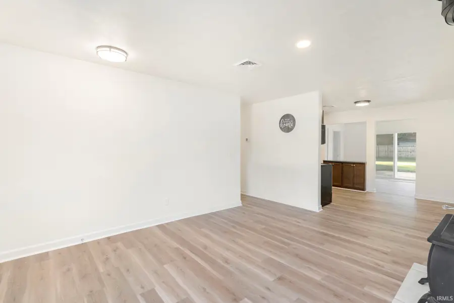 11814 Edison Road, Osceola, IN 46561 - Image #2