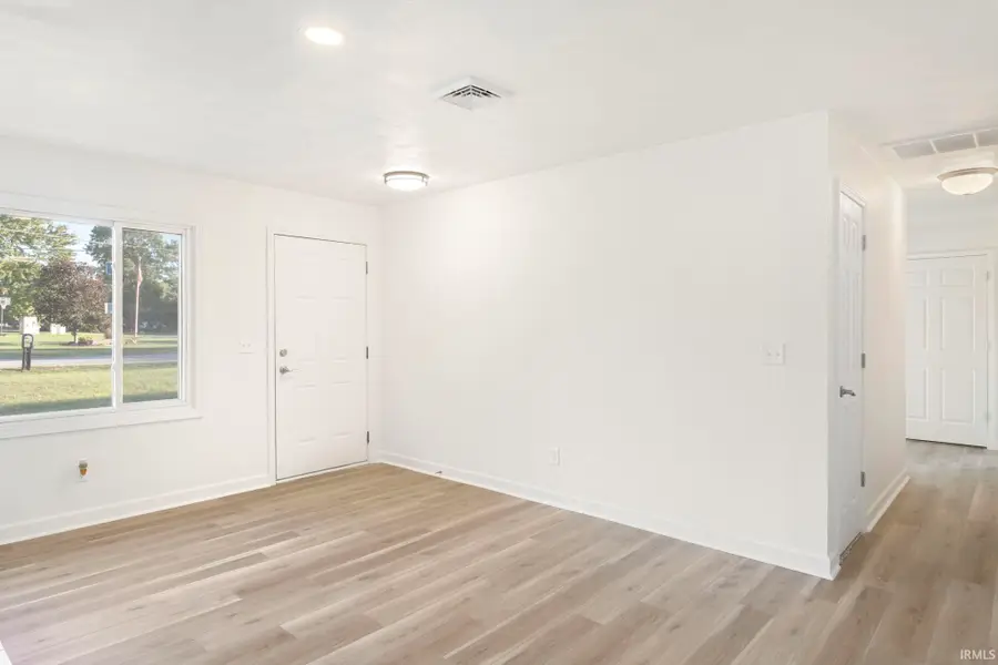 11814 Edison Road, Osceola, IN 46561 - Image #3