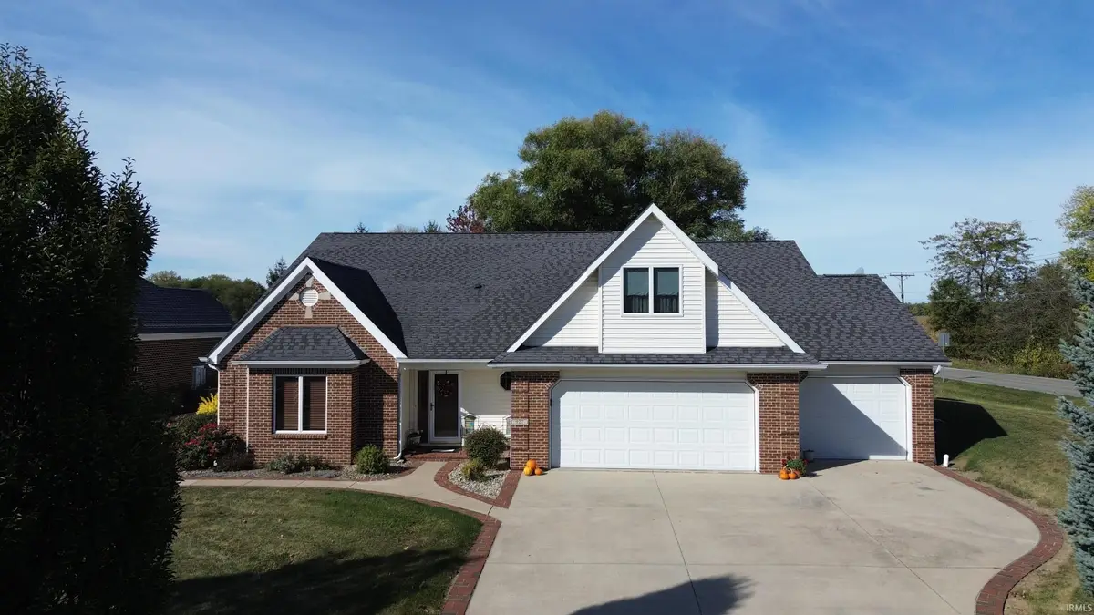 927 Woodridge Court, Decatur, IN 46733 - Image #1