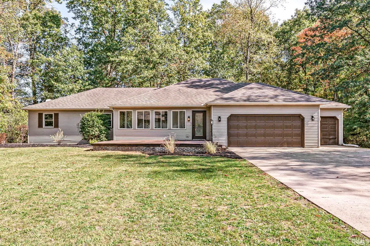 51302 Courtyard Lane, Elkhart, IN 46514 - Image #1