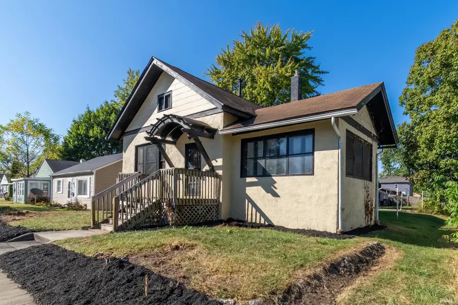 2050 Phenie Street, Fort Wayne, IN 46802 - Image #2