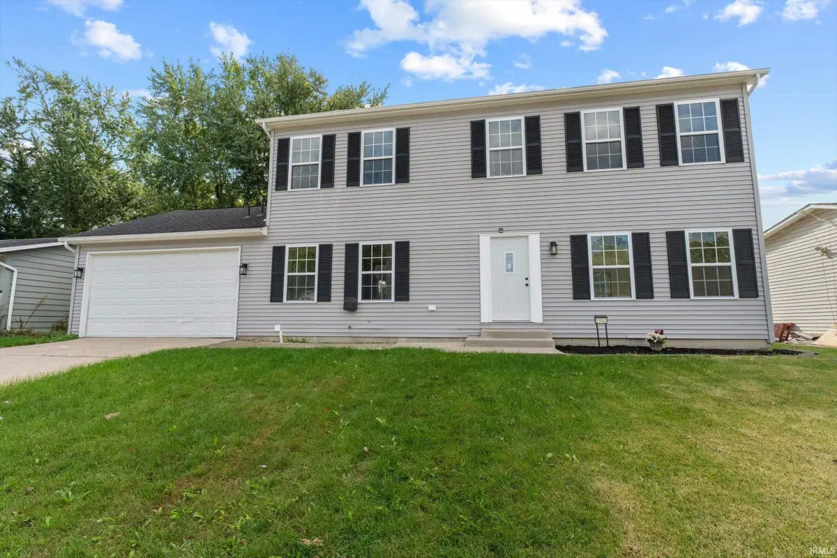 2933 Colonial Drive, Mishawaka, IN 46545 - Image #1