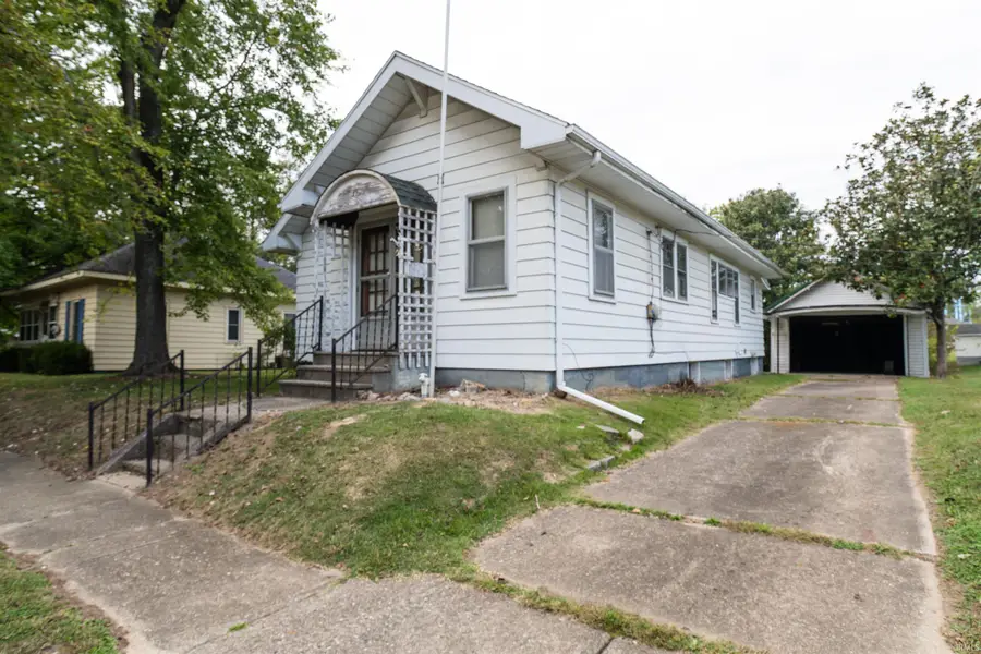 316 W 8th Street, Bicknell, IN 47512 - Image #2
