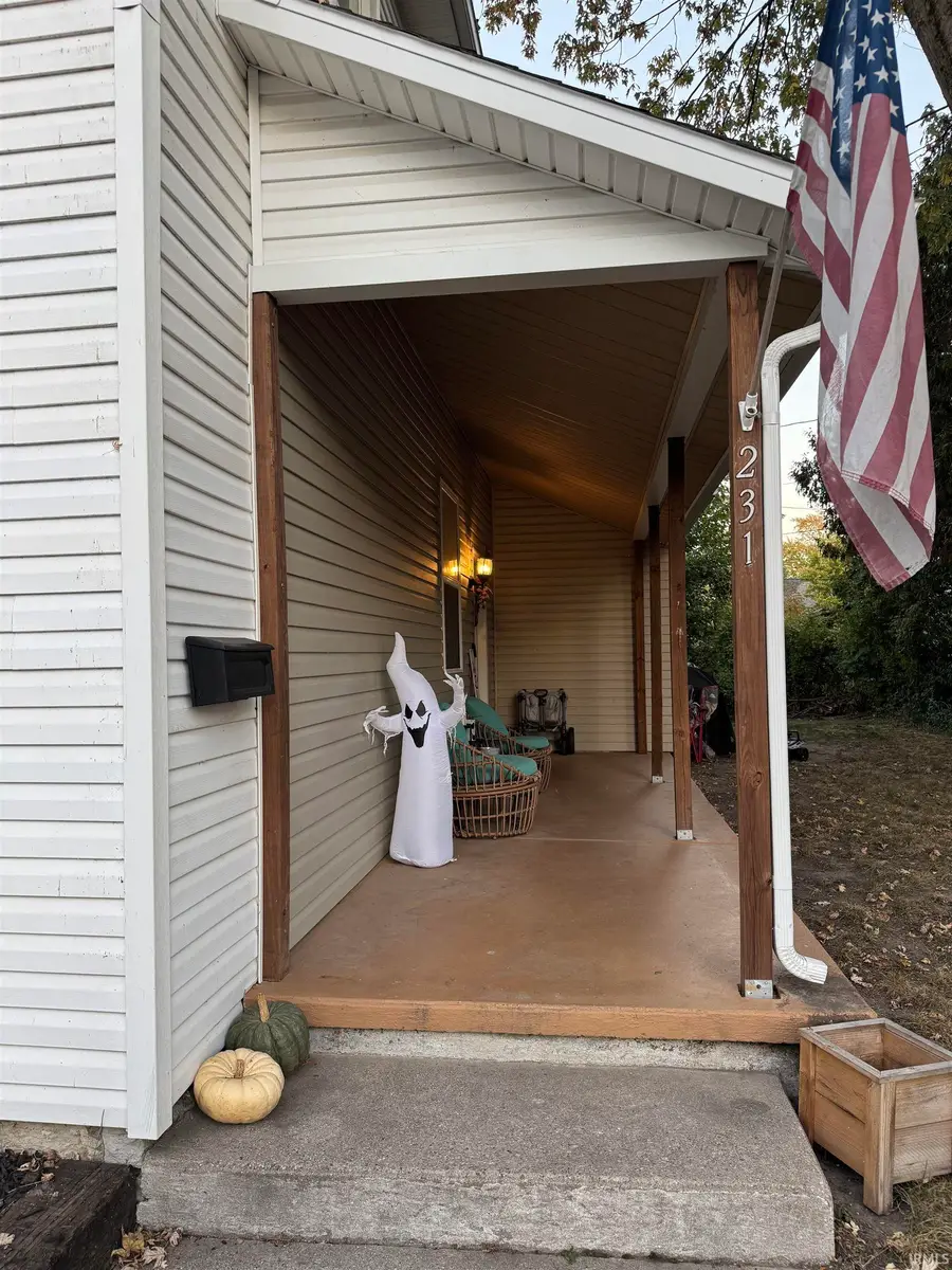 231 Cory Street, Huntington, IN 46750 - Image #2
