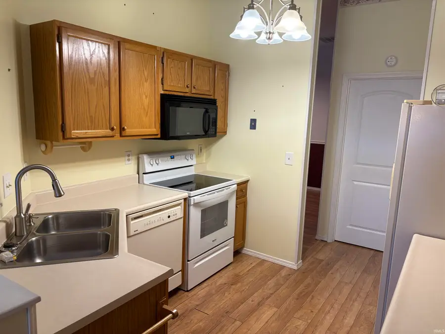 729 E Moss Creek Circle, Bloomington, IN 47401 - Image #3