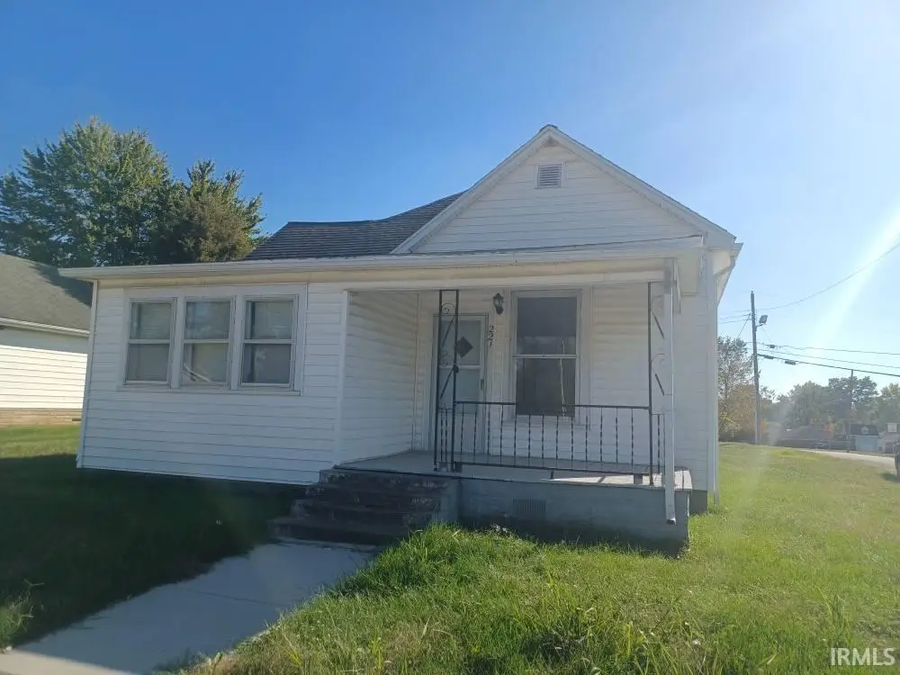 221 W 11th Street, Bicknell, IN 47591 - Image #1