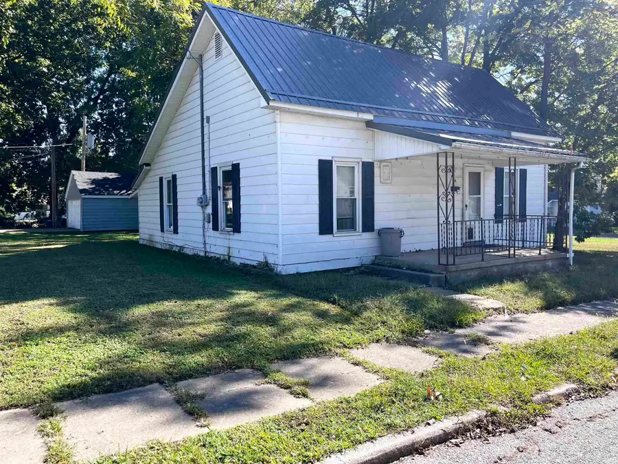 106 NE 10th Street, Washington, IN 47501 - Image #3